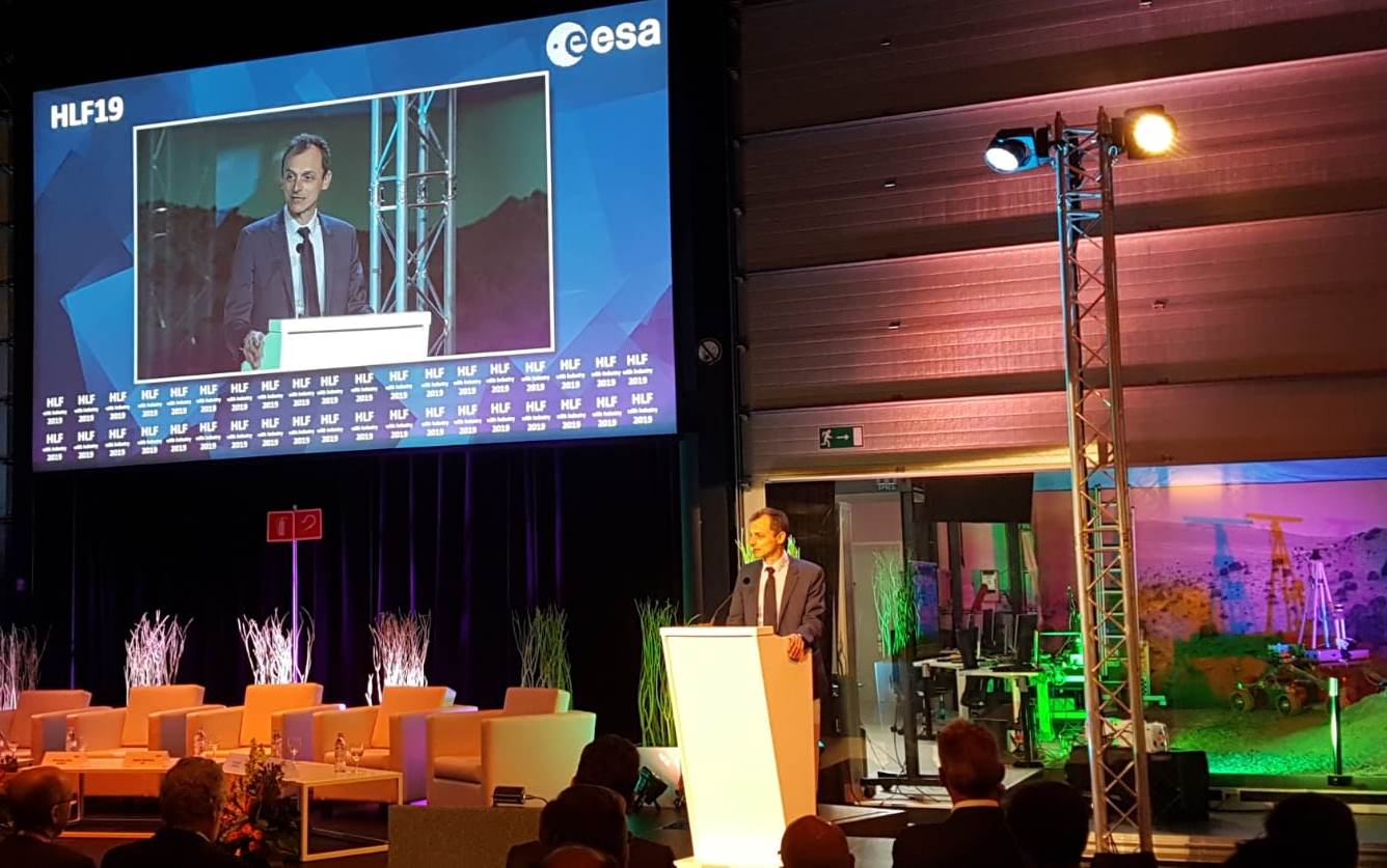 ESPACIO | Pedro Duque reafirma el compromiso de #España con el sector espacial en #ESTEC